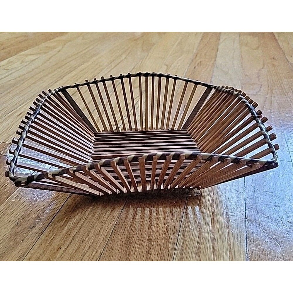 Mid-Century Fixed Bamboo Fruit Basket Vintage Ambre Tableware Crosshatch 9" x 9"